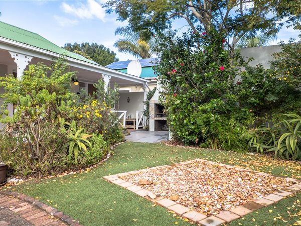 4 Bedroom House 4 Bedroom House