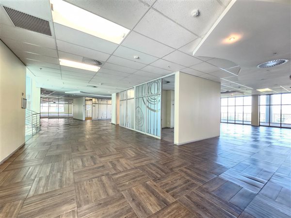 2895  m² Office Space