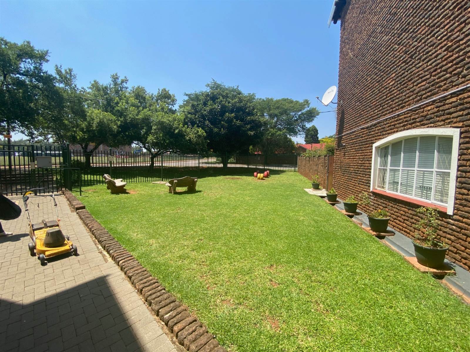 1 Bed Apartment in Doringkloof photo number 3