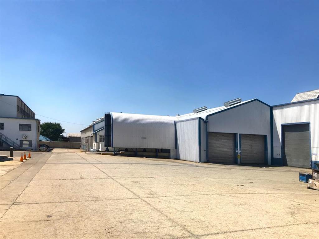 3500  m² Industrial space in Lilianton photo number 1