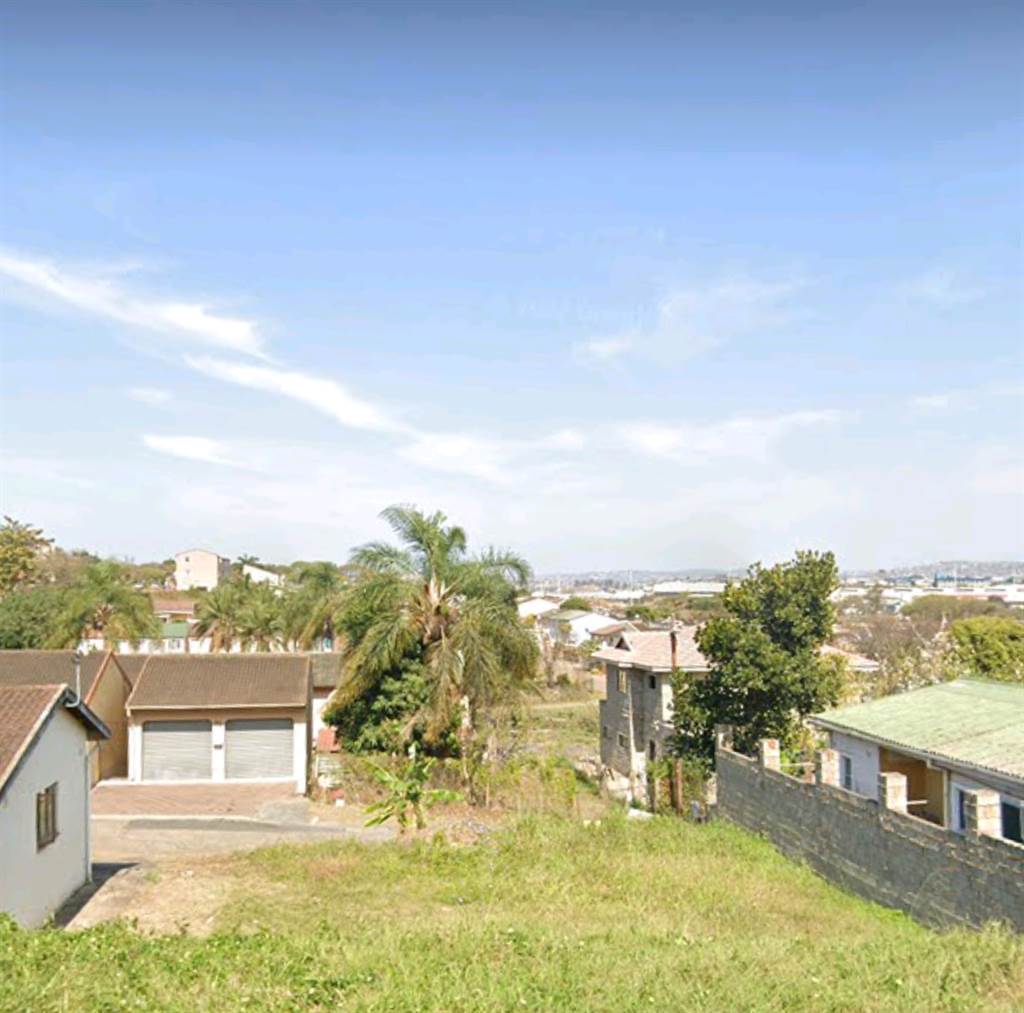 367 m² Land available in Clayfield photo number 1