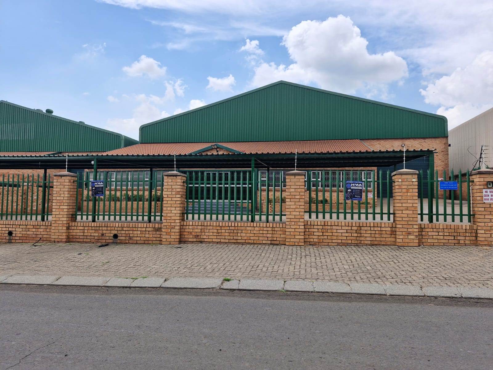 764  m² Industrial space in Klipfontein photo number 1