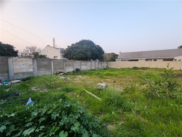 229 m² Land