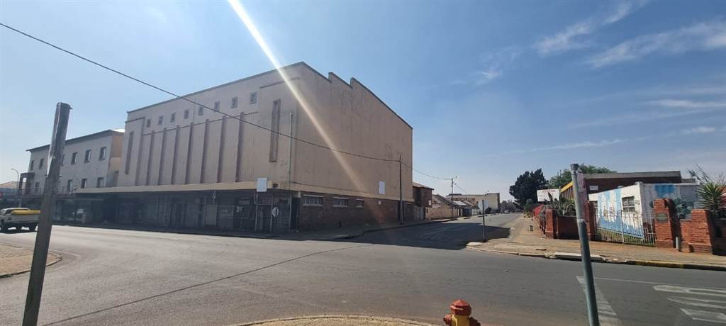 1800  m² Commercial space in Brakpan Central photo number 7