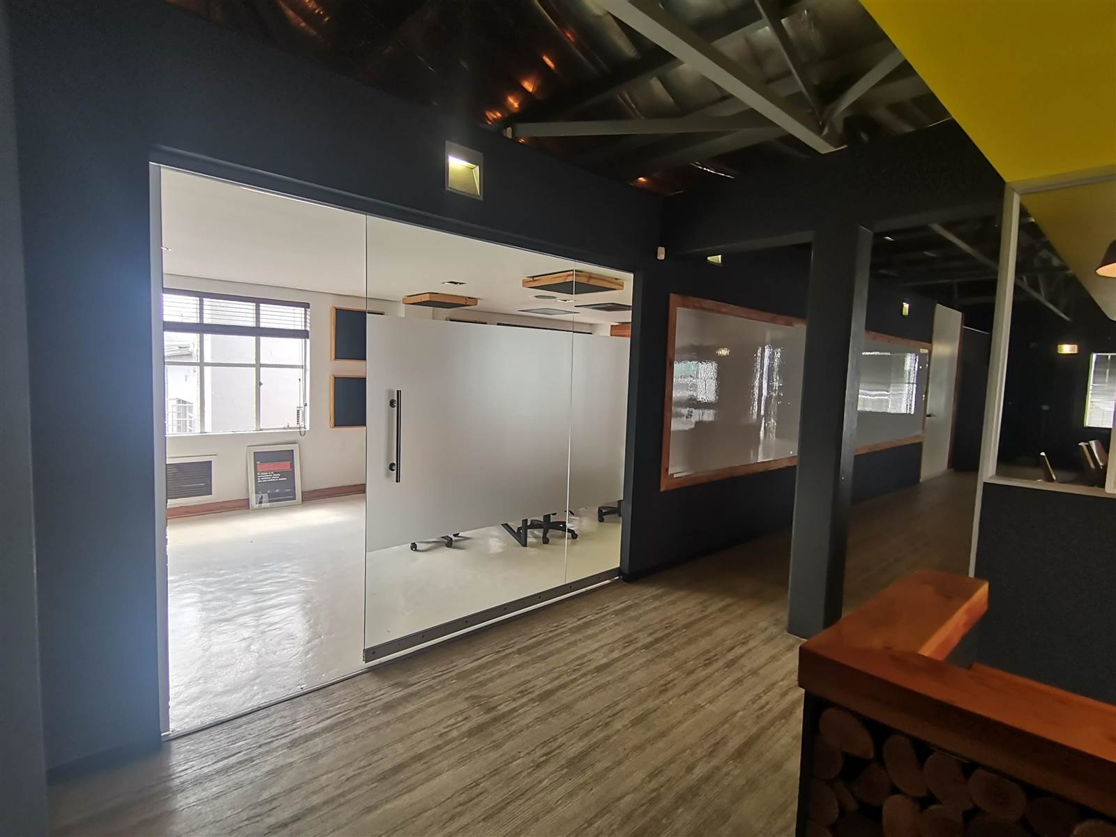 291  m² Commercial space in Parktown North photo number 11