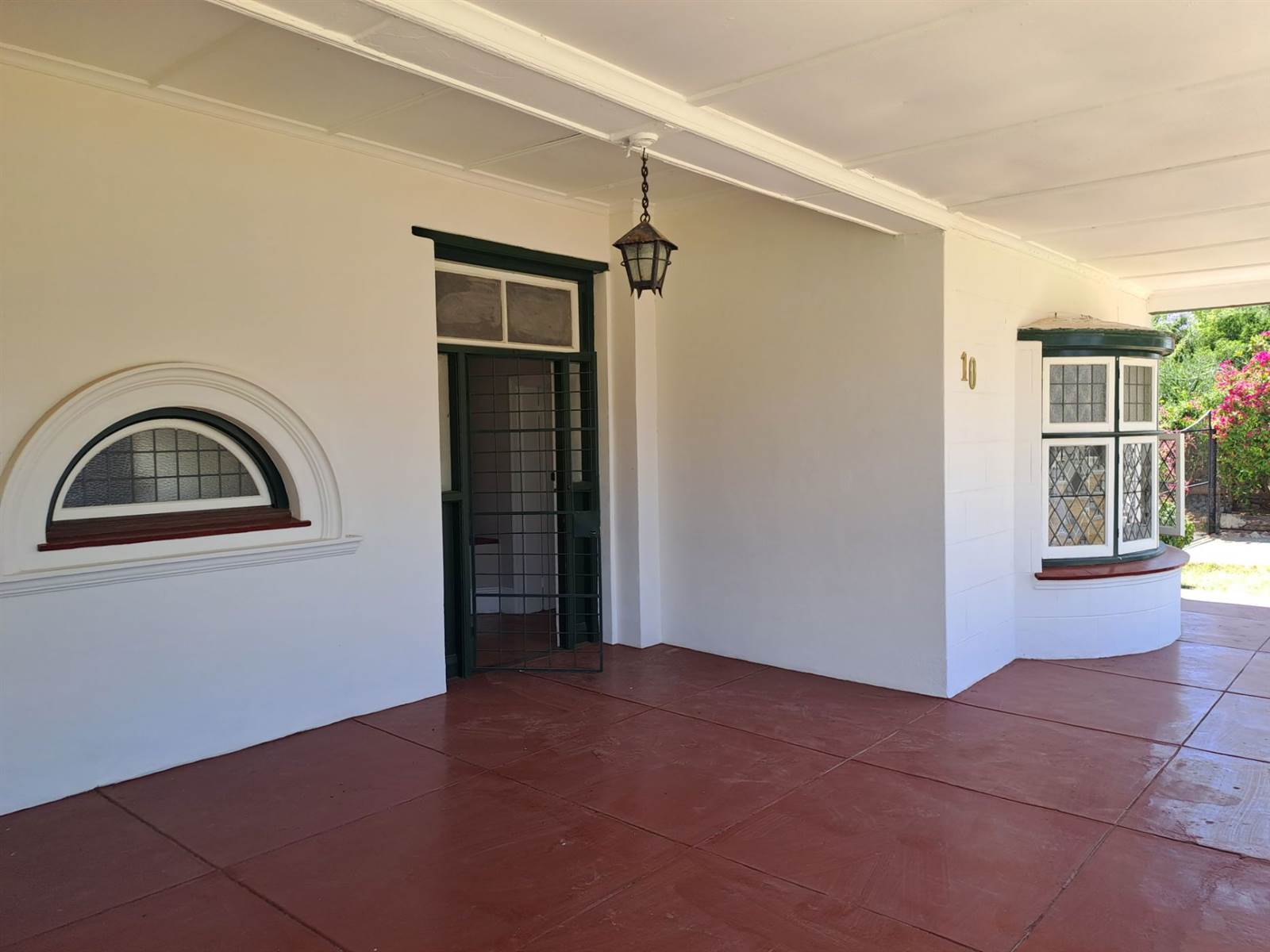 5 Bed House in Graaff Reinet photo number 6