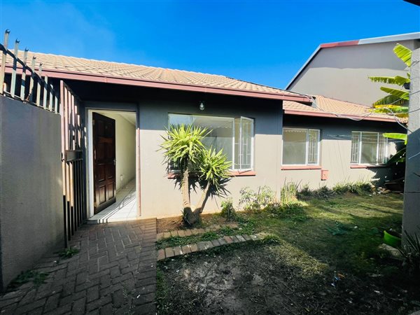 3 Bedroom Simplex 3 Bedroom Simplex