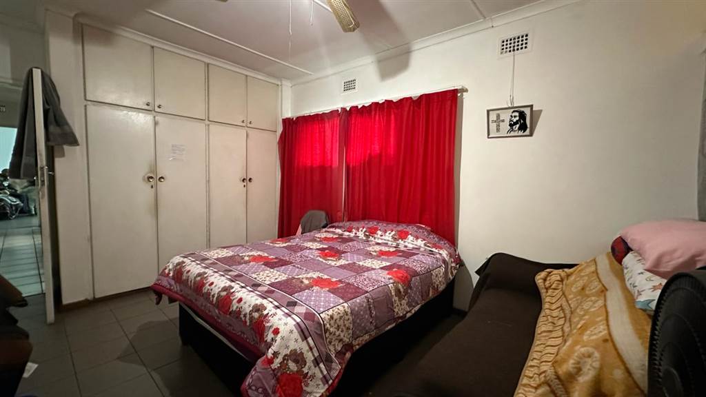 1 Bed Apartment in Pelham photo number 11