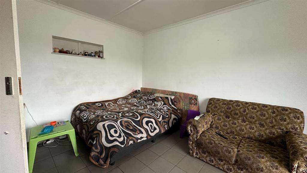 1 Bed Apartment in Pelham photo number 8