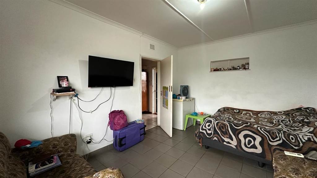 1 Bed Apartment in Pelham photo number 10