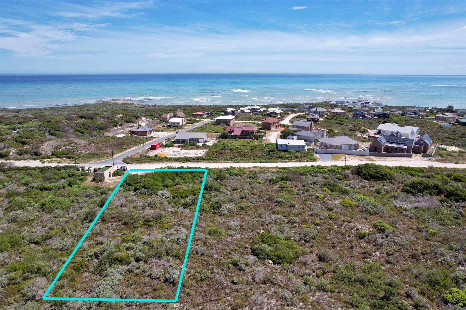 1637 m² Land available in Suiderstrand photo number 6