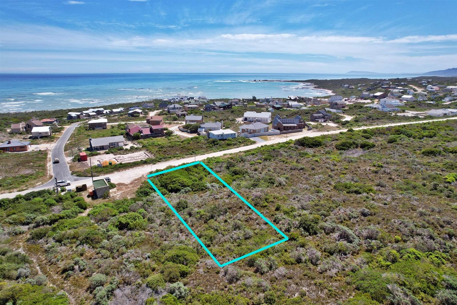 1637 m² Land available in Suiderstrand photo number 7