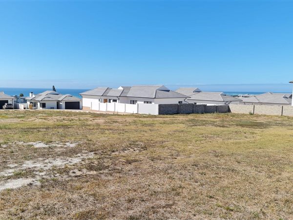 675 m² Land available in Jeffreys Bay