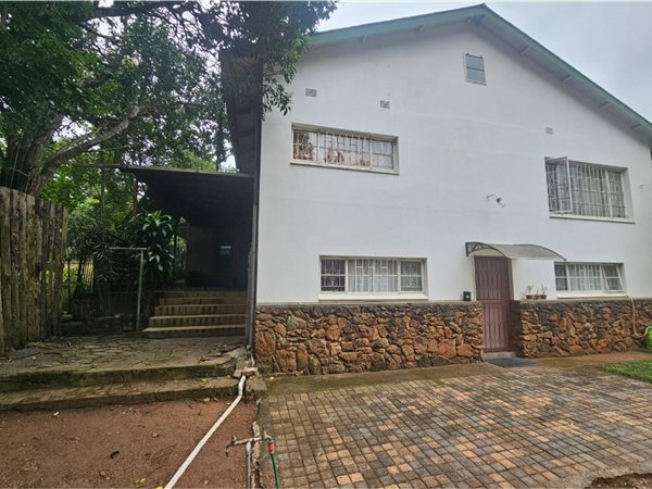 3 Bedroom House 3 Bedroom House
