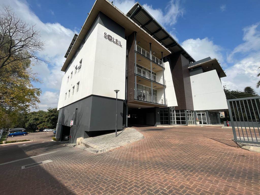 170  m² Commercial space in Bryanston photo number 1