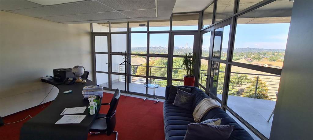 170  m² Commercial space in Bryanston photo number 16
