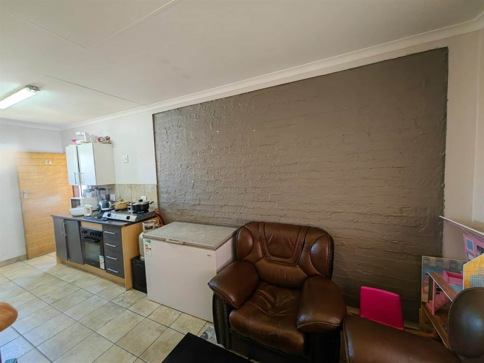 2 Bed Apartment in Rooihuiskraal North photo number 21