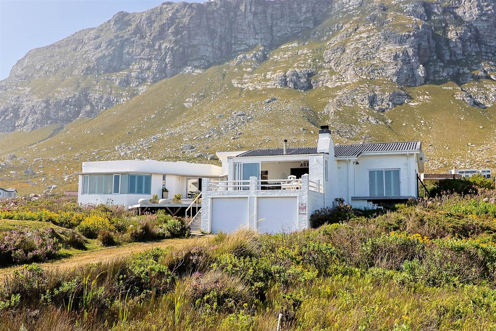 4 Bed House in Bettys Bay photo number 4