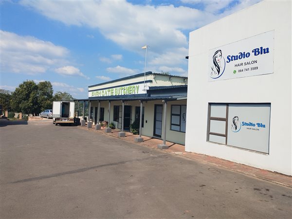 935  m² Commercial space in Merrivale
