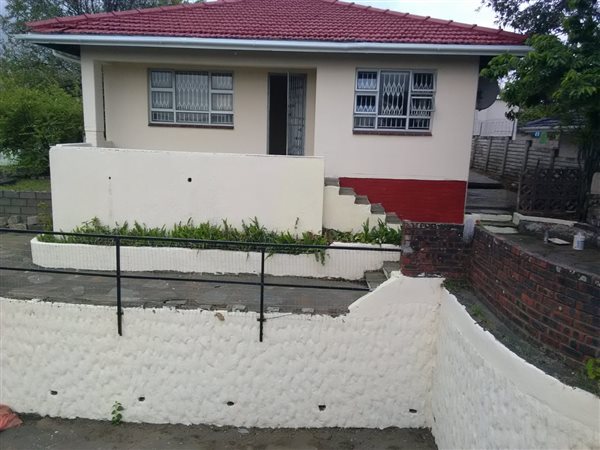 3 Bed House in Sea View
