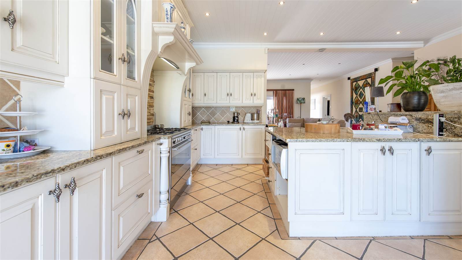 5 Bed House in Tulbagh photo number 16