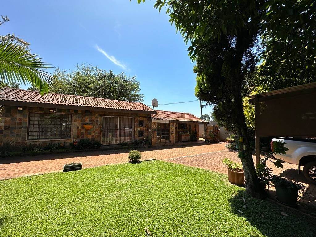 2791  m² Commercial space in Waterkloof photo number 17