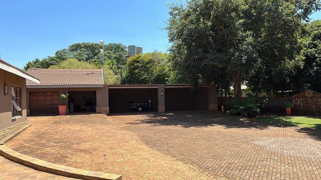 2791  m² Commercial space in Waterkloof photo number 23