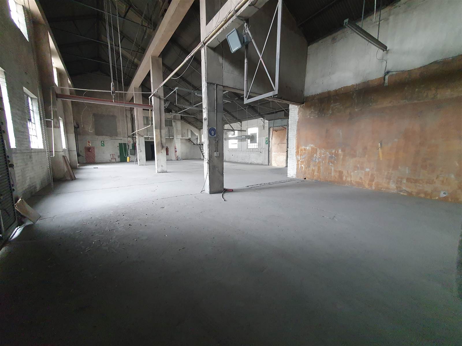 1850  m² Industrial space in Booysens Reserve photo number 7