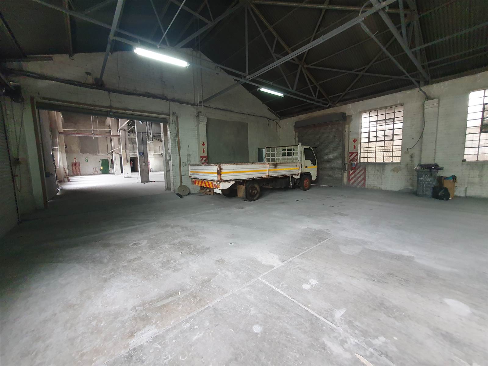 1850  m² Industrial space in Booysens Reserve photo number 16