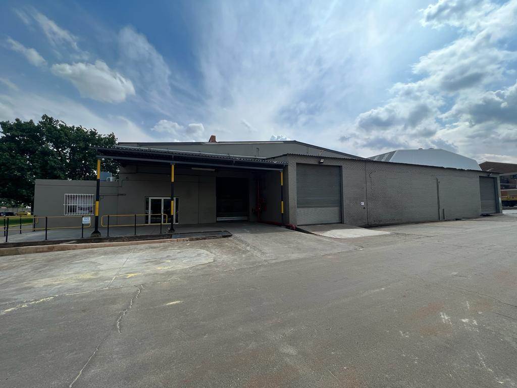 1558  m² Industrial space in Benoni South photo number 1