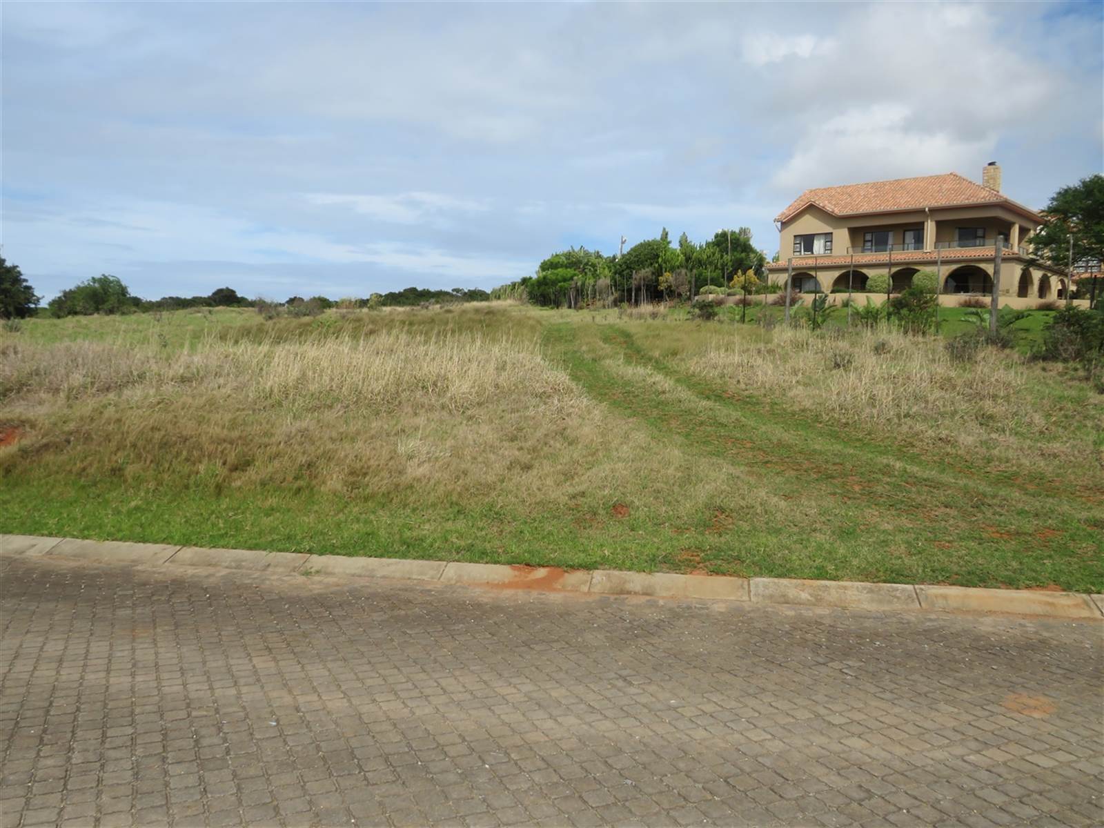 894 m² Land available in Port Alfred photo number 3