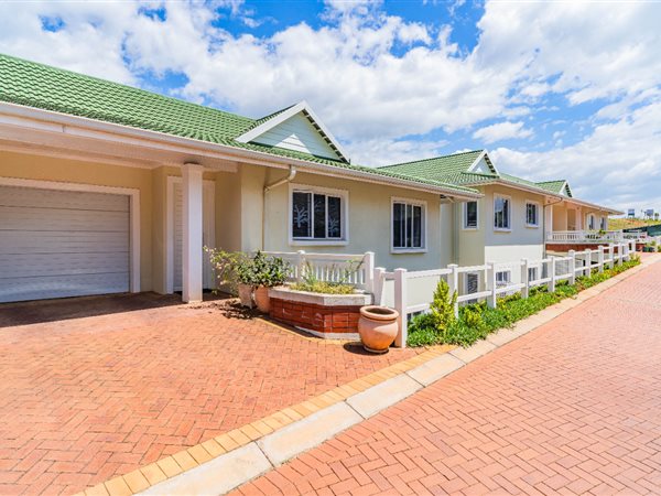 2 Bedroom Simplex 2 Bedroom Simplex