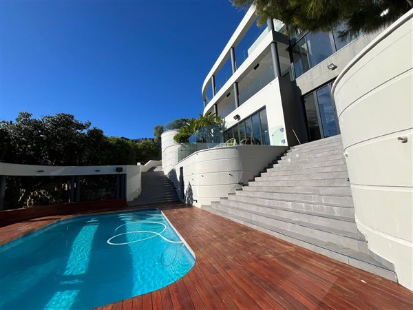 7 Bedroom House