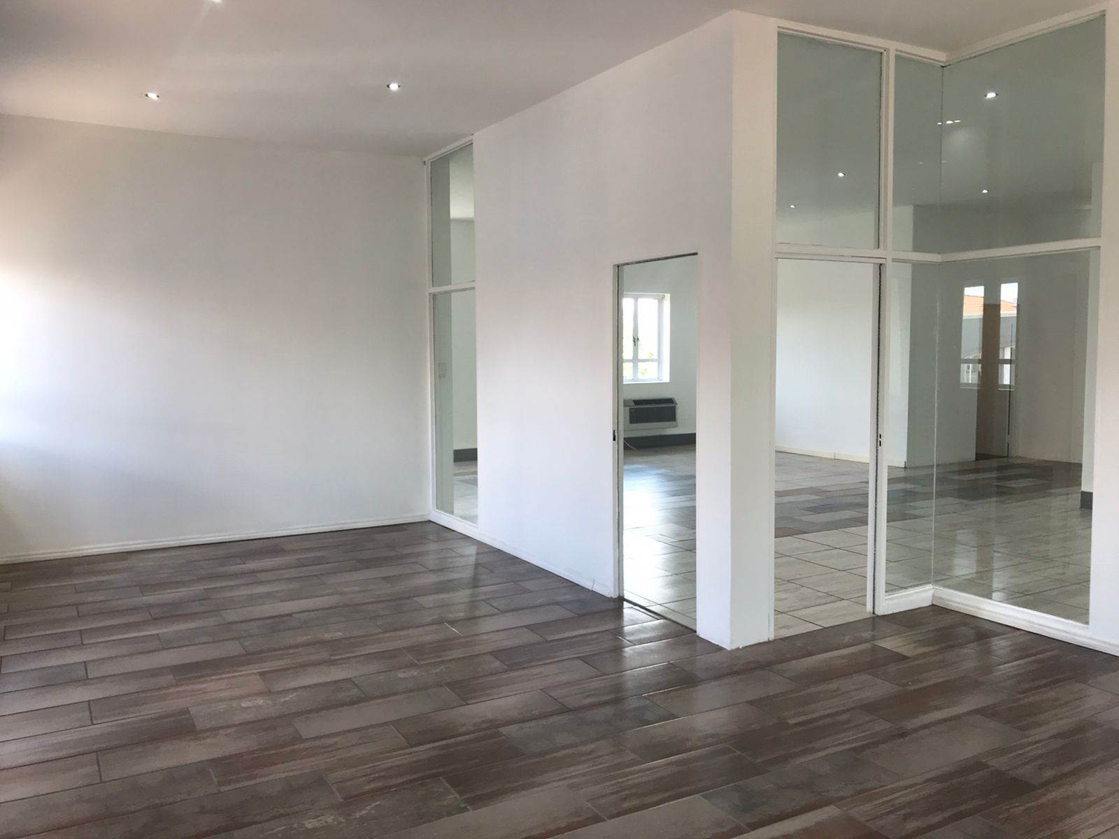 143  m² Commercial space in Bryanston photo number 13
