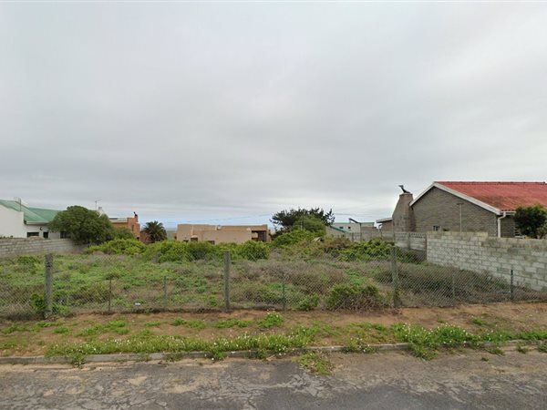 889 m² Land