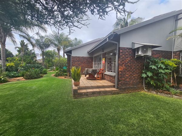 3 Bedroom House 3 Bedroom House