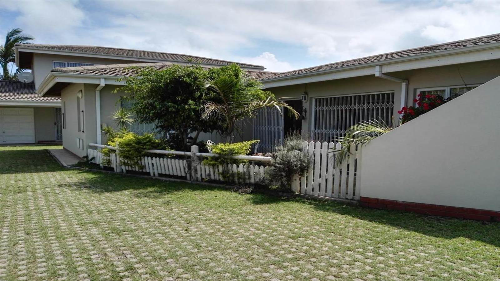 3 Bed Townhouse in Mt Edgecombe photo number 18