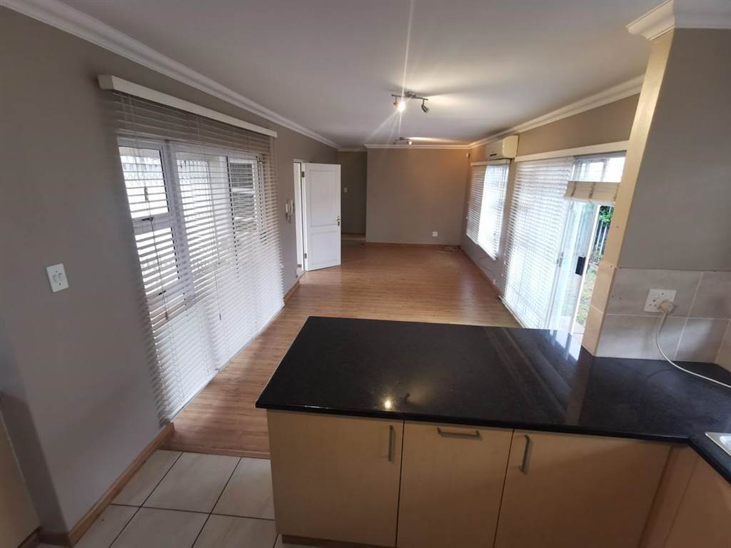 3 Bed Townhouse in Mt Edgecombe photo number 12