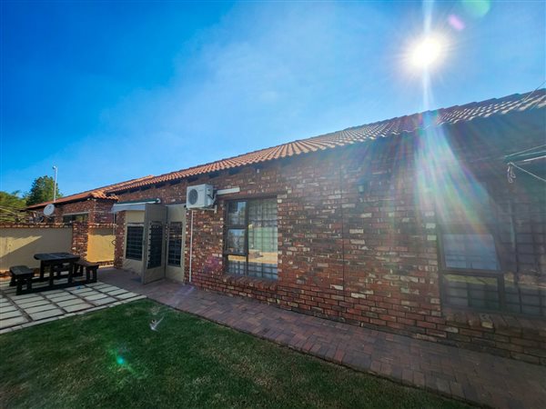 3 Bedroom Townhouse