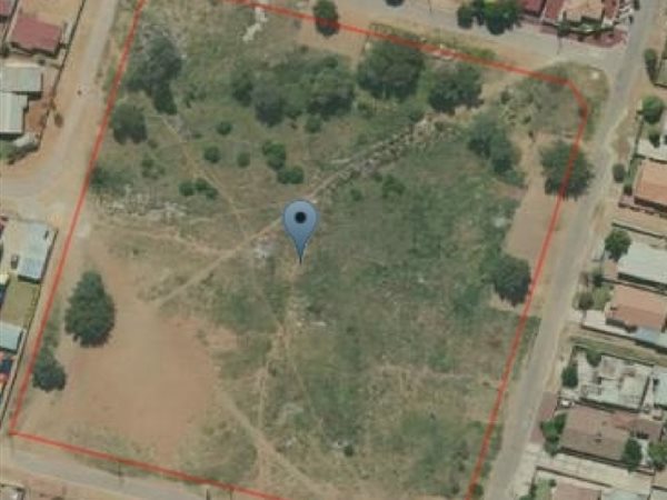 1.6 ha Land available in Mabopane