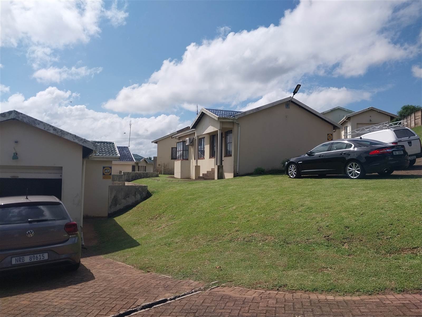 3 Bed Townhouse in Empangeni photo number 12