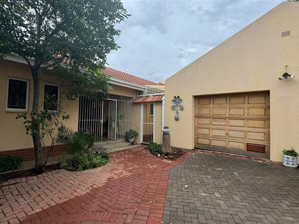 4 Bed House in Hillcrest