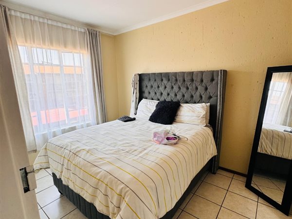 2 Bedroom Apartment 2 Bedroom Apartment