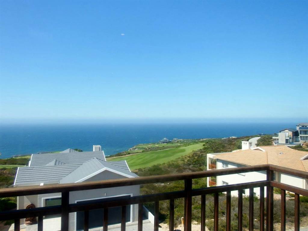 3 Bed House in Pinnacle Point Golf Estate photo number 22
