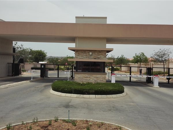 493 m² Land 493 m² Land