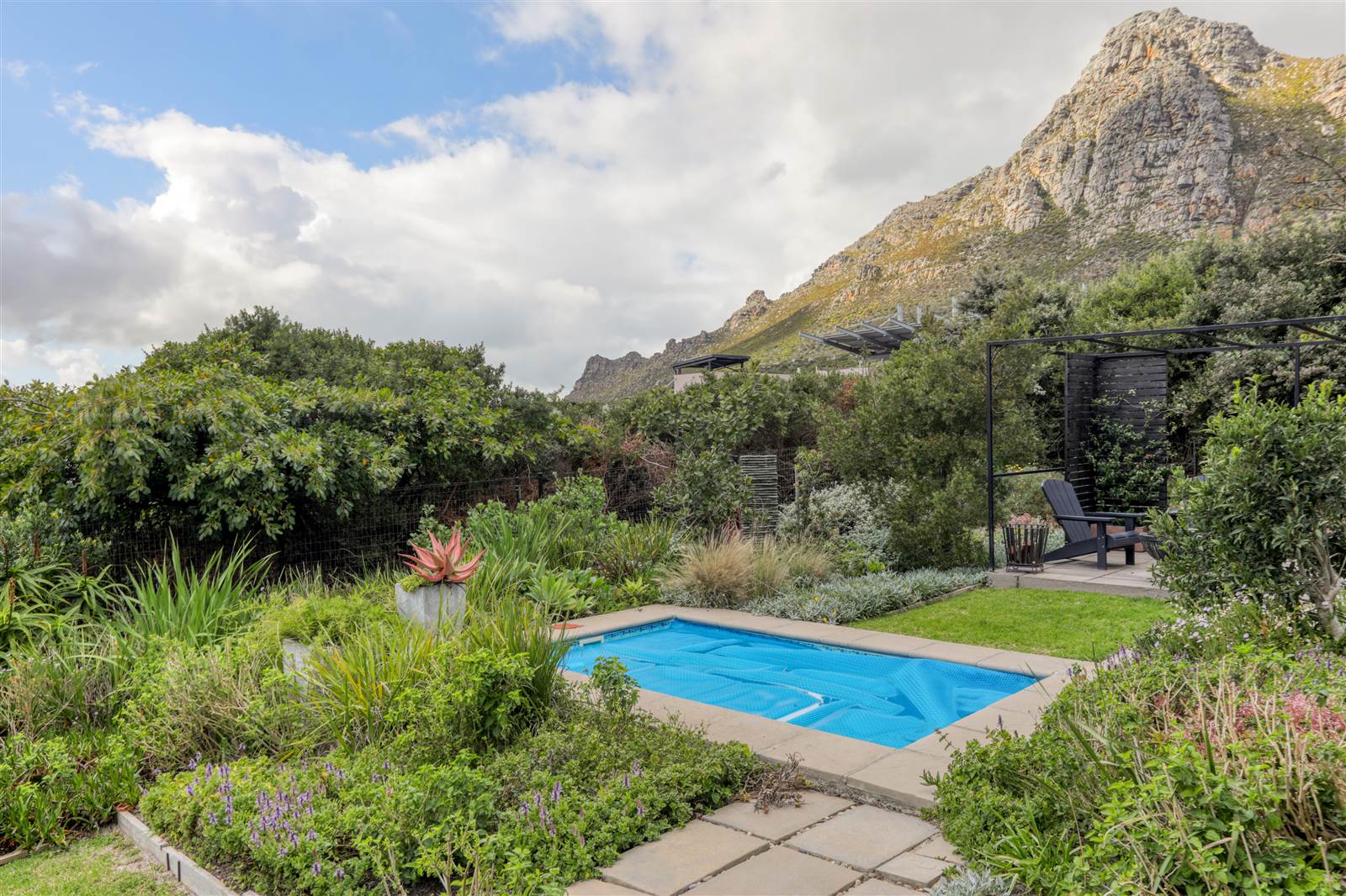 2 Bed House in Constantia photo number 24