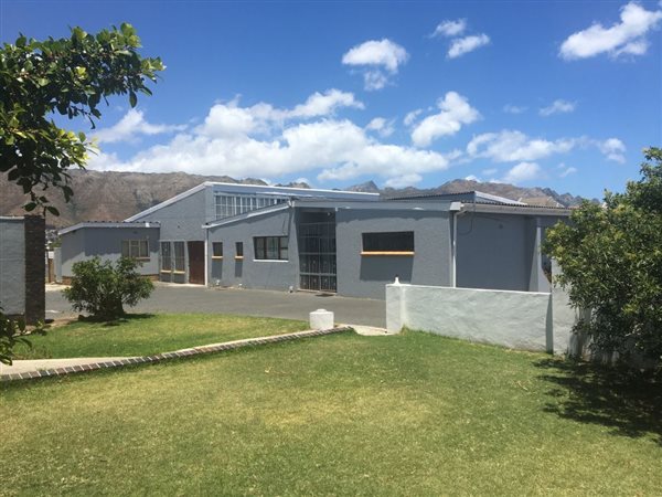 3 Bed House in Whispering Pines