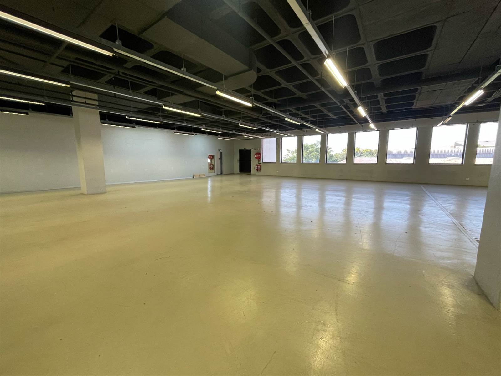 2543  m² Commercial space in Eastgate photo number 5