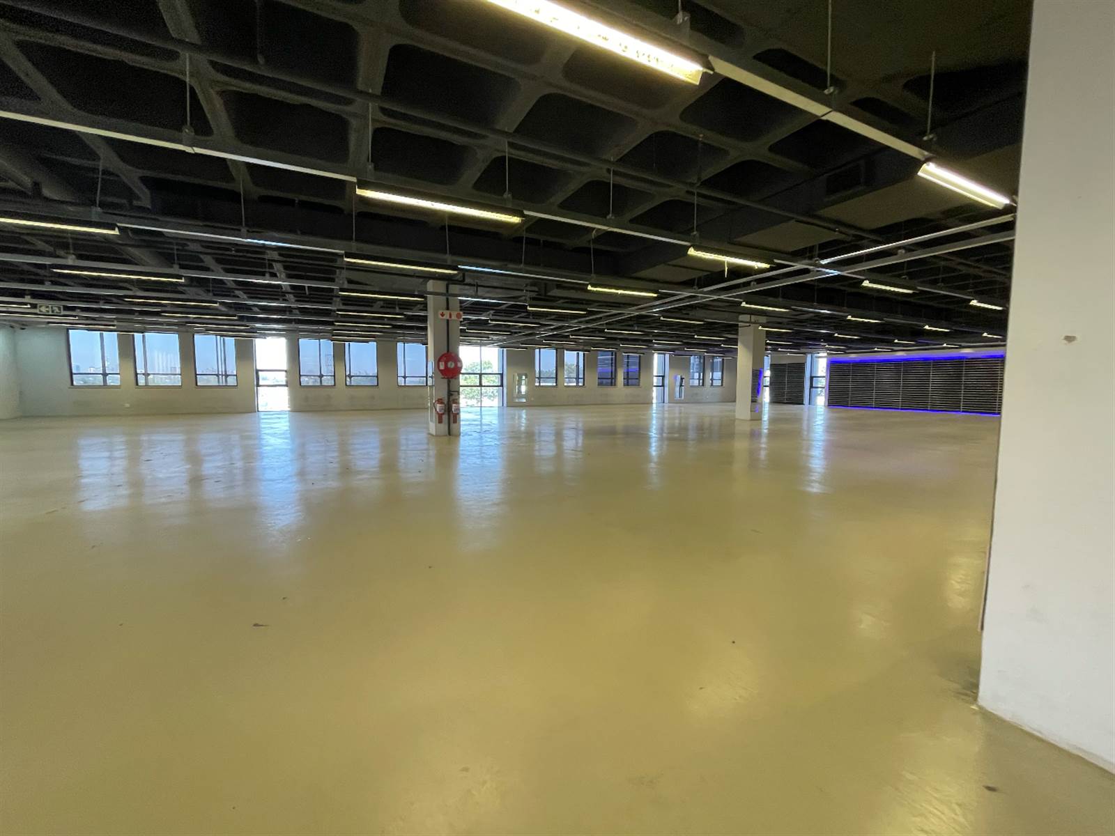 2543  m² Commercial space in Eastgate photo number 7