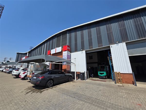 284  m² Industrial space